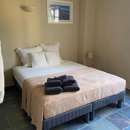 Le Moulin De Montsegur Bed & Breakfast ภายนอก รูปภาพ