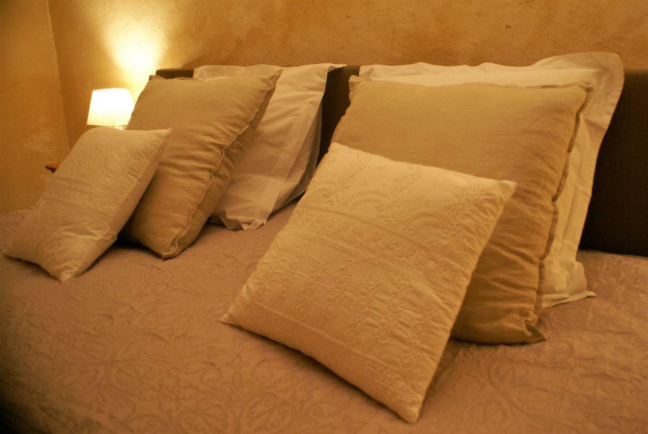 Le Moulin De Montsegur Bed & Breakfast ภายนอก รูปภาพ